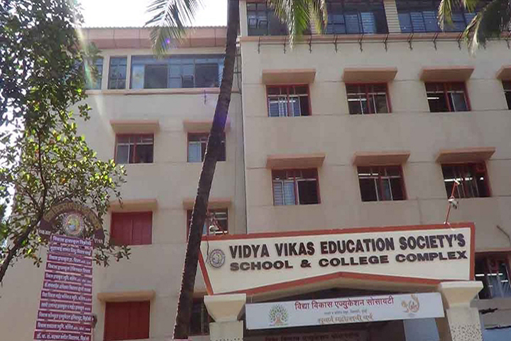 https://cache.careers360.mobi/media/colleges/social-media/media-gallery/8511/2021/4/7/Building View of Vikas College of Arts Science and Commerce Mumbai_Campus-View.png